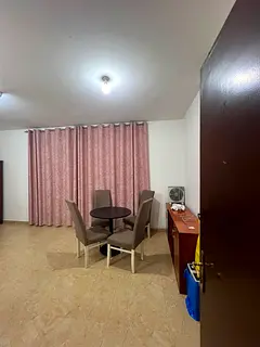 HALL ROOM FOR RENT