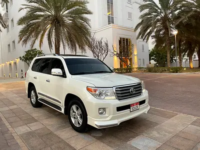 صورة 10 لـ 2014 Toyota LAND CRUISER