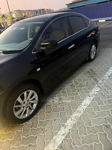 2020 Nissan SENTRA photo 5