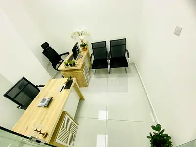Affordable Office with Bank Account Assistance |Free Amenities