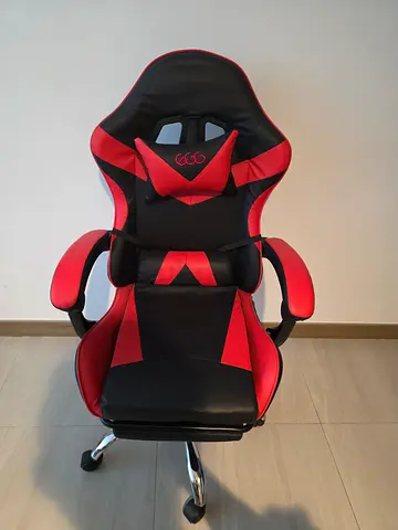 Red & Black Ergonomic Gaming/Office Chair with Headrest and Footrest