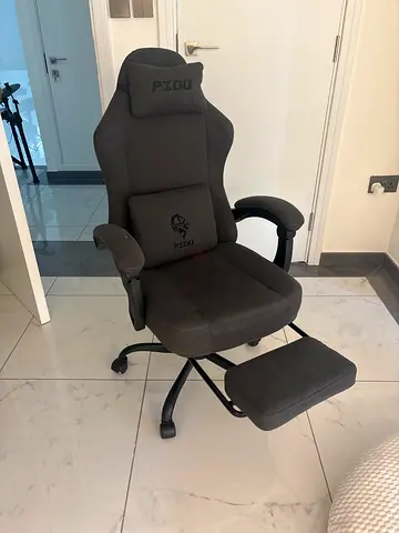 PZOO Ergonomic Office Chair with Footrest - Good Condition