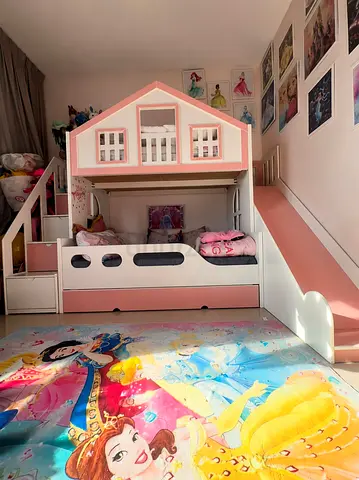 Pinkl and white bank bed playhouse