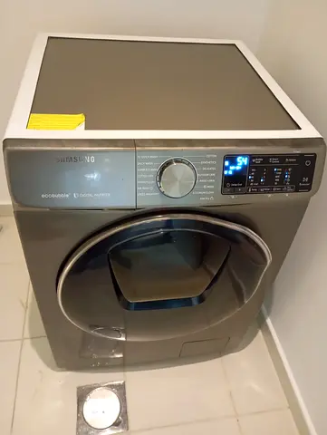 Samsung Quiet Drive Washer Dryer 10 / 7 kg