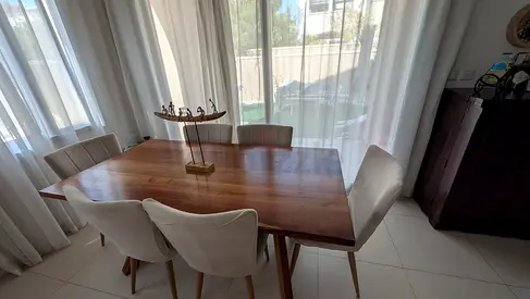 Dinning Table - 6 Seater