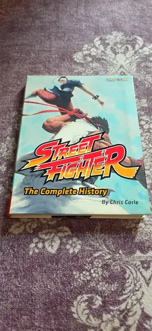 Street Fighter: The Complete History by Chris Carle - Paperback