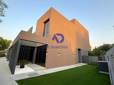 DISTRESS PRICE | LUXURY CORNER TOWNHOUSE | 3BR | SMART HOME | MASAAR KAYA