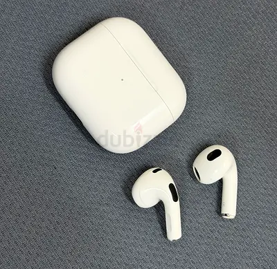 Apple AirPods (3rd gen) with Magsafe Charging Case and unused Original Cable- Very Good Condition