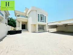 Luxury 4BR Villa Private Parking
