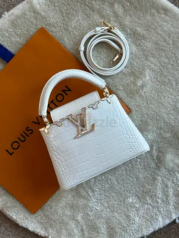 Louis Vuitton Capucines Mini handbag