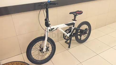 Java Neo 2 Foldable white commuter bike - excellent condition