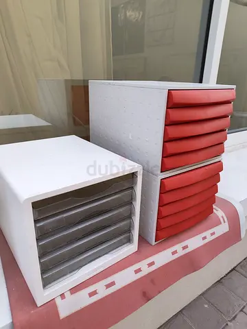 Set of Plastic Stackable Drawer Organizers (White & Red)