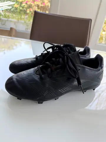 Adidas Predator Black Football/Soccer Boots - Size UK 4 1/2, EUR 37 1/3, Excellent Condition