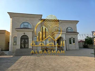 فيلا فاخرة للبيع في الرقيبة 4 – ضاحية السيوح، الشارقة | 7 غرف نوم ومصعد | أرض 16,150 قدم مربع وتشطيب راقٍ