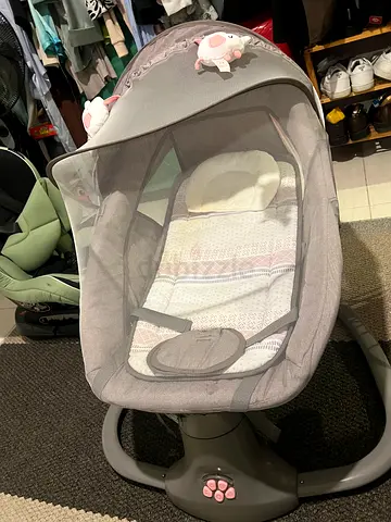 Baby swing electric