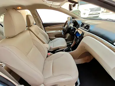 Suzuki Ciaz GLX, миниатюра 17