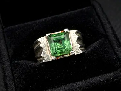 Men's silver ring with square green gemstone, size approx. 9