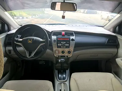 صورة 10 لـ 2011 Honda CITY