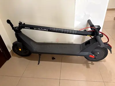 Xiaomi Electric Scooter with 10" Pneumatic Tires – 25km Range, Foldable