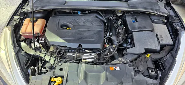 2015 FORD FOCUS 照片 7