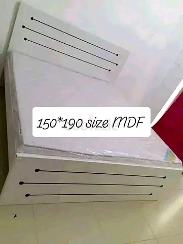 King size bed mattress Excellent condition
