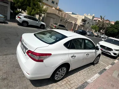 2020 Nissan SENTRA photo 3