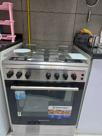 Westpoint 4-Burner Gas Cooker with Oven - Good Working Condition