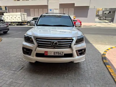 2015 Lexus LX-SERIES photo 6