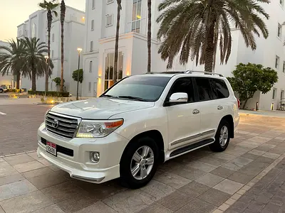 صورة 4 لـ 2014 Toyota LAND CRUISER
