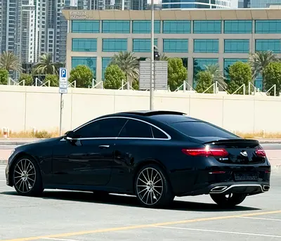 2017 Mercedes-BENZ E-CLASS photo 6