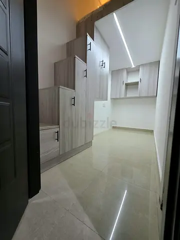 Premium loft partition for rent in Muraqqabat near Asiana Grand Hotel