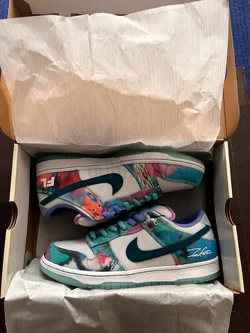 Nike SB Dunk Low futura size 10US