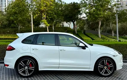 2014 Porsche CAYENNE — миниатюра 12