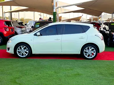 صورة 14 لـ 2016 Nissan TIIDA