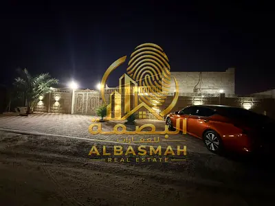 للبيع بيت عربي في الغافيه الشارقه