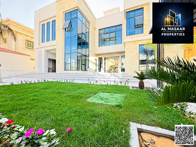 فيلا مساحه كبيرة تصميم ممتاز حمام سباحه خاص السعر شامل كهرباء مياه مكيفات تملك حر لجميع الجنسيات