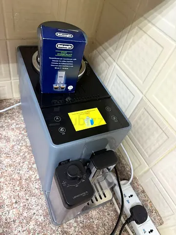 delonghi coffee maker machine only 3 month used
