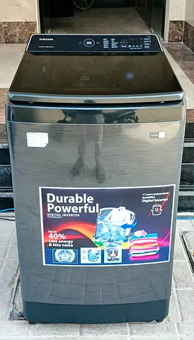 Topload fully automatic Samsung 10kg washing machine with digital inverter motor. Perfectly working.