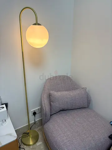 Floor lamp