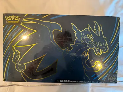 Pokemon Mega Charizard Ultra Premium Collection UPC