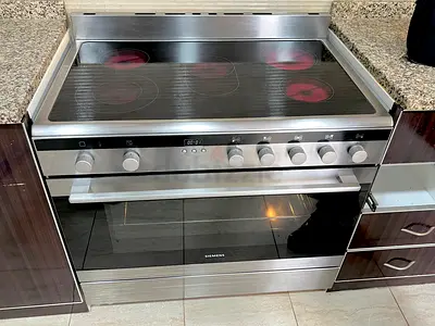 Siemens 90/60cm electric ceramic cooking range
