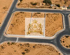 Three plots of land in an exceptional location on four streets, the first plots at the entrance to A