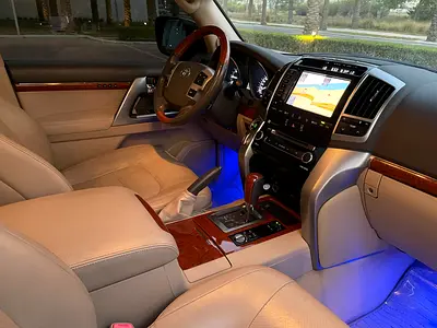 صورة 18 لـ 2014 Toyota LAND CRUISER