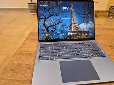 Surface Laptop 7 13" WITH SHARAF DG SHIELD
