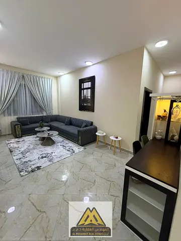 غرفه وصاله/ مساحة كبيرة/ مفروشه بالكامل شامل الفواتير/بمنطقة الجرف2 بجوار جميع الخدمات والطرق الرئيسيه