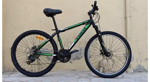 Mountain bicycle Japan import Free delivery used refurbished 100% working high quality strong bike