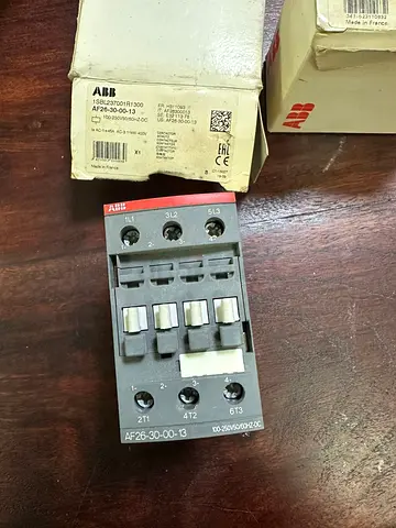 ABB AF26-30-00-13 3-pole Contactor (New in Box)