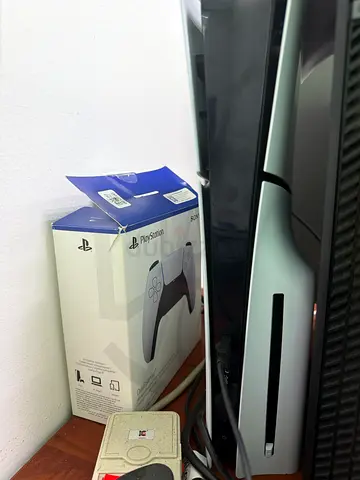 PlayStation 5 slim Console (Disc Version) in Good Condition + 2 controller