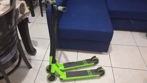 2 stunt scooters from COLT