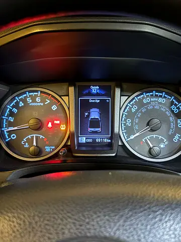 2019 Toyota TACOMA 照片 5